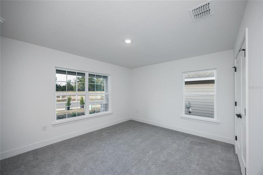 Spacious, unfurnished interior of a new home in Briarwood, Alachua (Image 21).