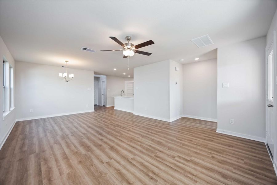 Spacious, unfurnished interior of a new home in The Villages at Westpointe, Dayton (Image 13).