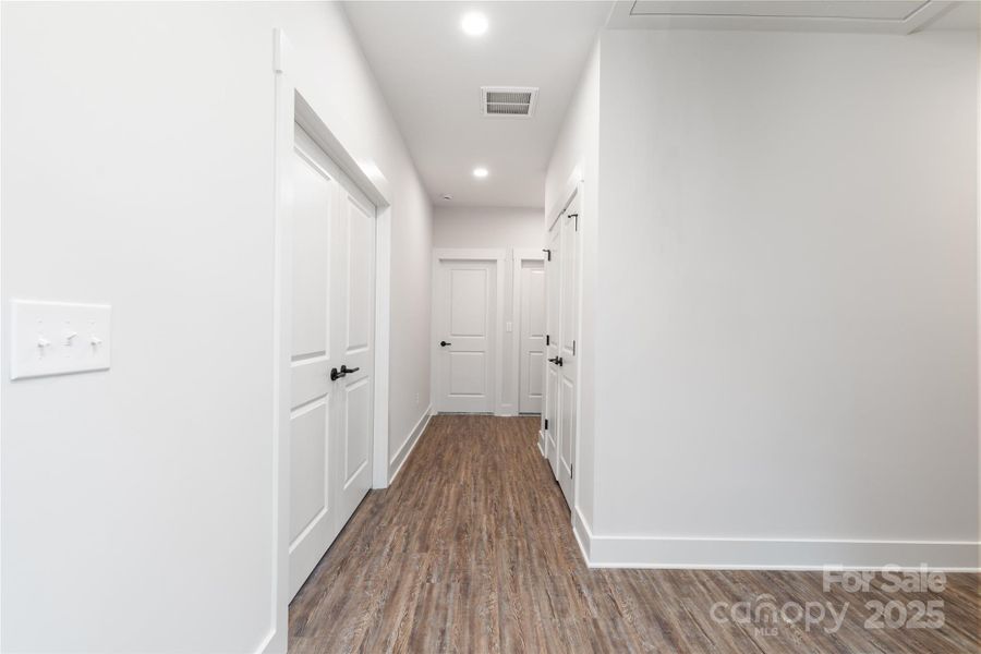 Spacious, unfurnished interior of a new home in , Hickory (Image 18).