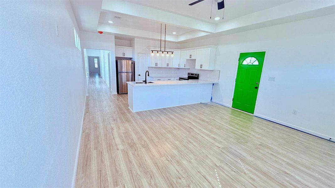 Spacious, unfurnished interior of a new home in , Cleveland (Image 9).
