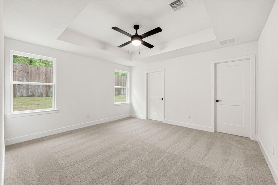 Spacious, unfurnished interior of a new home in Stonebrooke, Conroe (Image 21). Spacious, unfurnished interior of a new home in Stonebrooke, Conroe (Image 21).