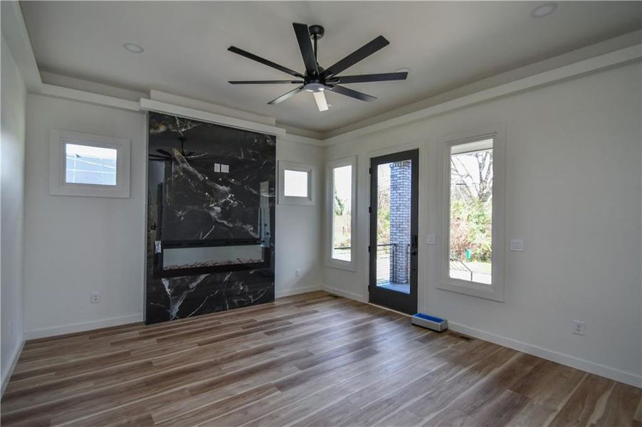 Spacious, unfurnished interior of a new home in , Atlanta (Image 53).