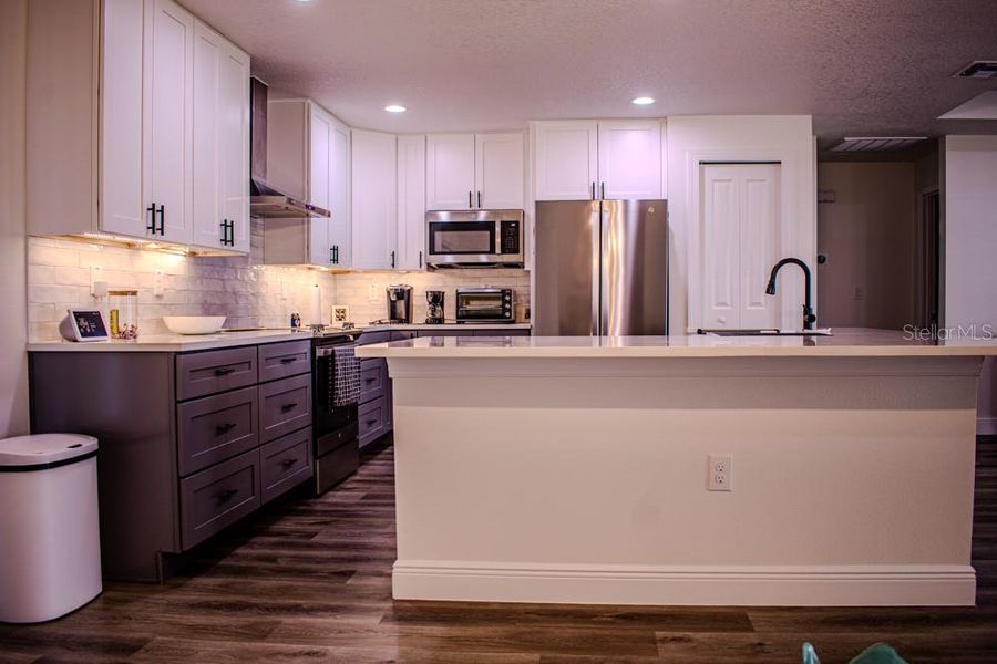 Furnished interior view inside a new home in , Spring Hill (Image 15). Furnished interior view inside a new home in , Spring Hill (Image 15).