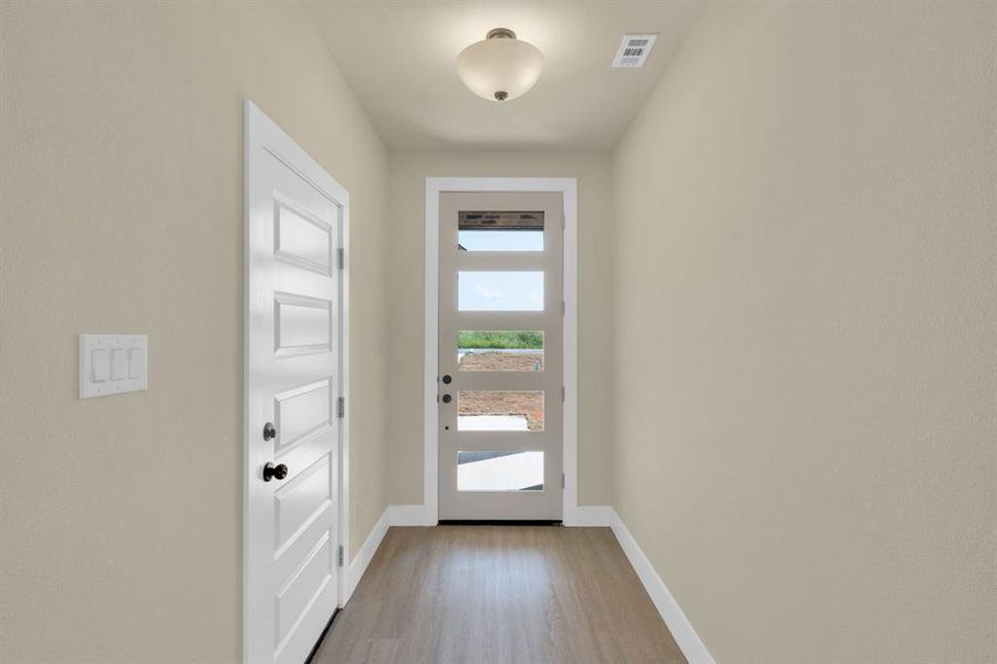 Spacious, unfurnished interior of a new home in , Palmer (Image 14).