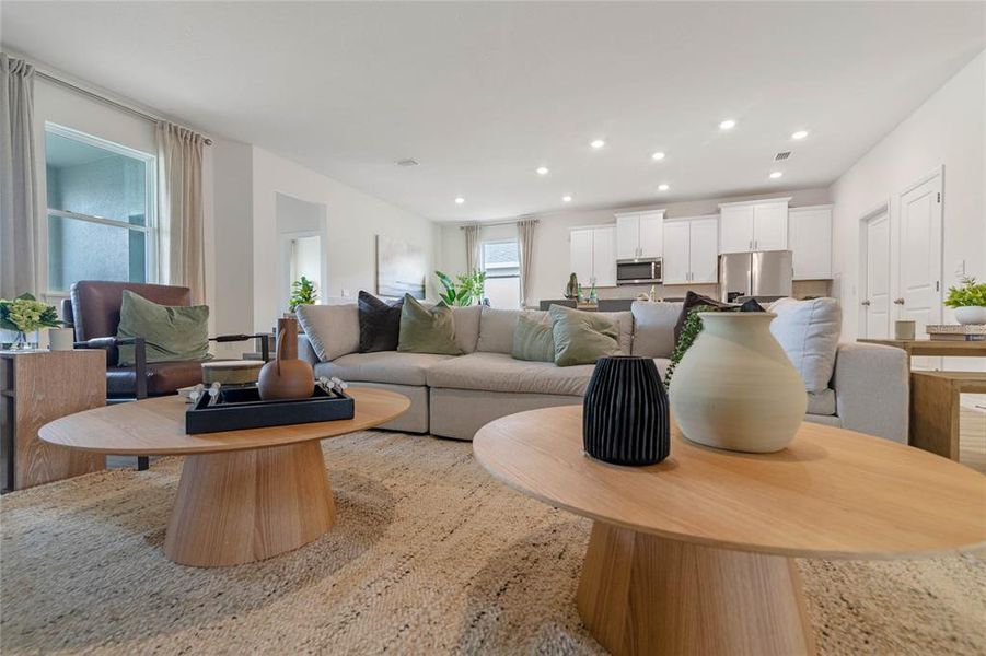 Furnished interior view inside a new home in Archers Mill, Ormond Beach (Image 5).