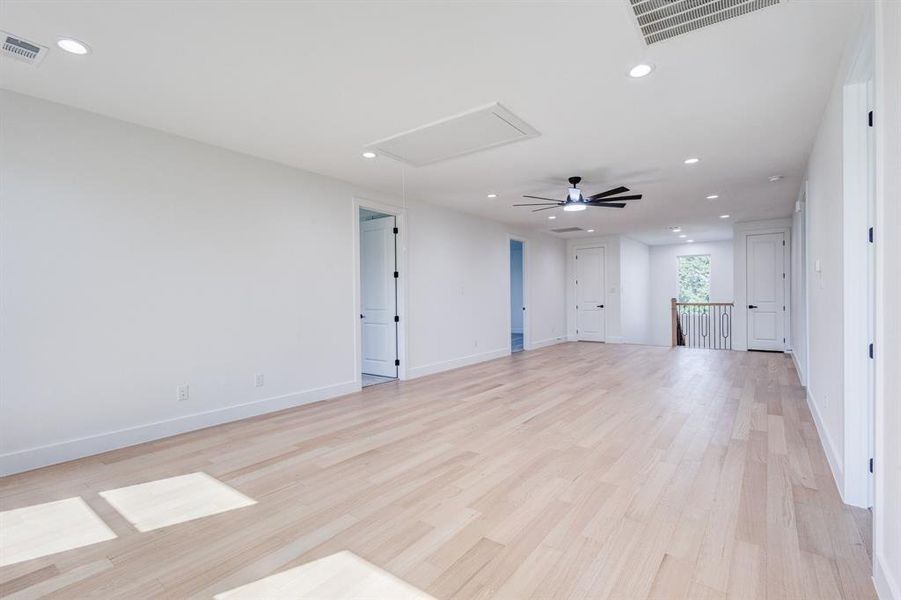 Spacious, unfurnished interior of a new home in , Corsicana (Image 22). Spacious, unfurnished interior of a new home in , Corsicana (Image 22).