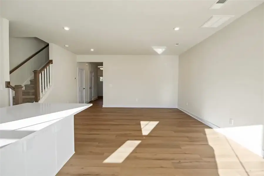 Spacious, unfurnished interior of a new home in Townes At Abner Creek, Greer (Image 9).