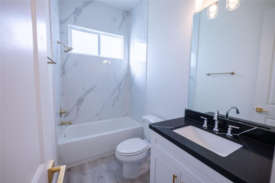 Full Bath 1 Full Bath 1