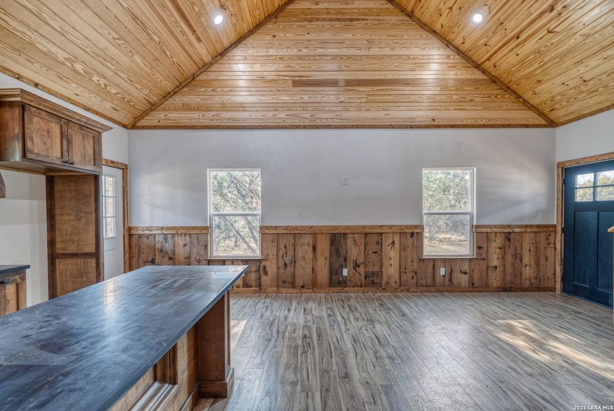 Community amenities in , Uvalde (Image 16).