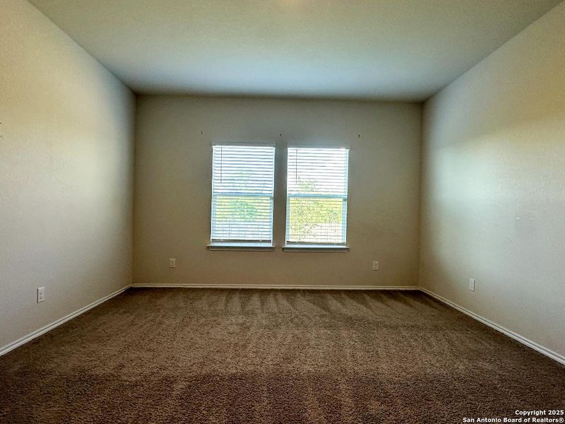 Spacious, unfurnished interior of a new home in Stoney Creek, San Antonio (Image 19). Spacious, unfurnished interior of a new home in Stoney Creek, San Antonio (Image 19).