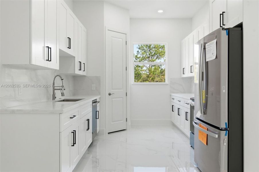 Furnished interior view inside a new home in , Lehigh Acres (Image 8).