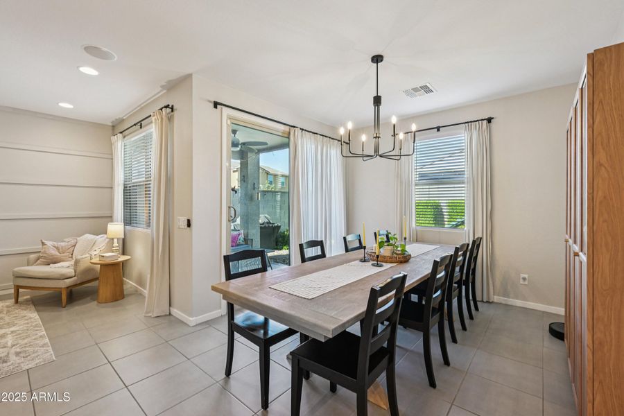 5-print-W Country Club Trl-S2511-010