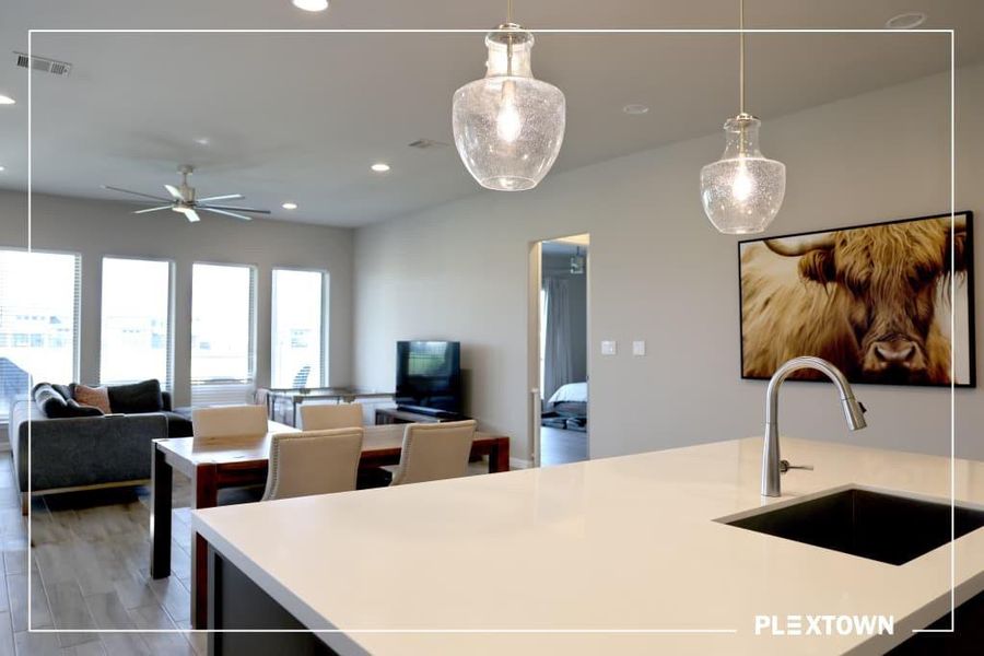 Furnished interior view inside a new home in StoneCreek Estates, Richmond (Image 17). Furnished interior view inside a new home in StoneCreek Estates, Richmond (Image 17).