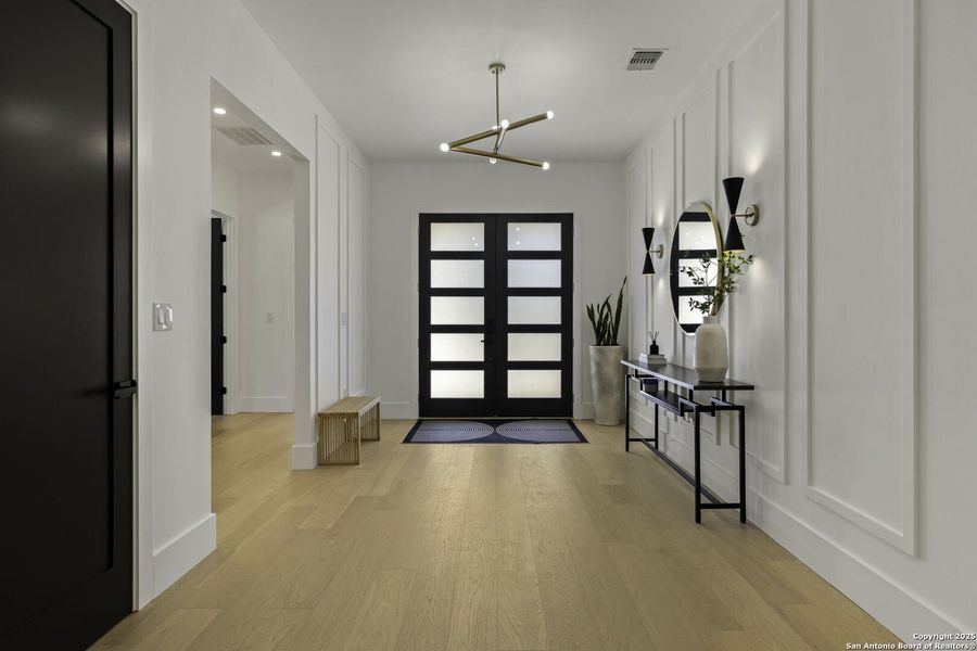 Furnished interior view inside a new home in , Boerne (Image 14).