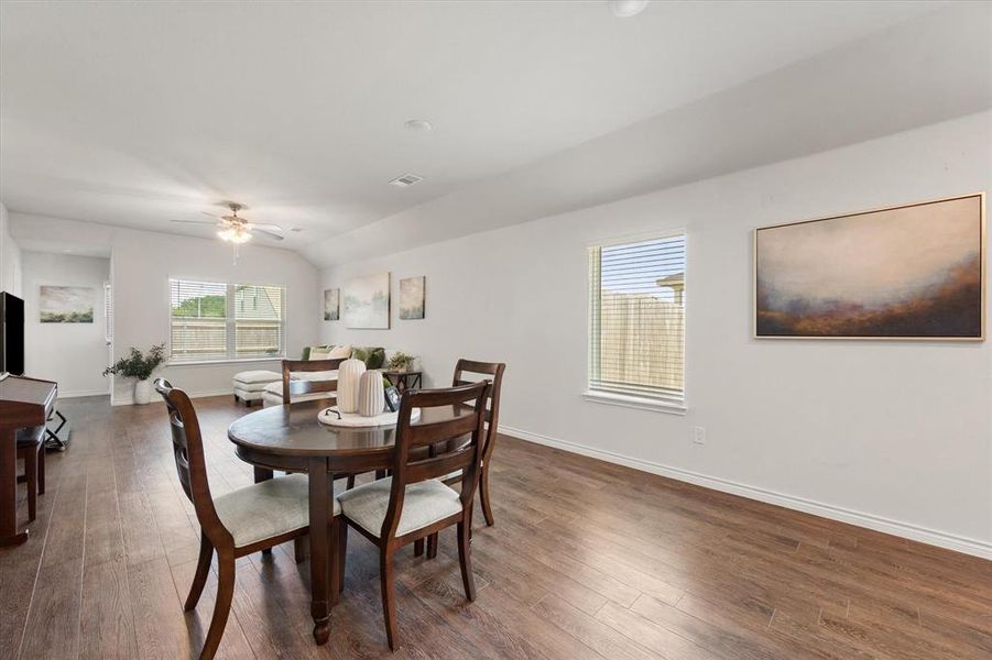 Furnished interior view inside a new home in Deer Creek, Fort Worth (Image 11).