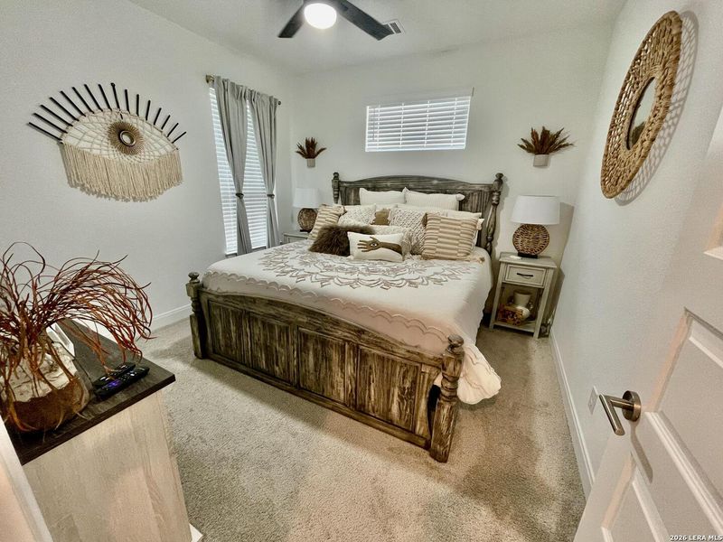 Furnished interior view inside a new home in Vista Alta Del Veramendi, New Braunfels (Image 13). Furnished interior view inside a new home in Vista Alta Del Veramendi, New Braunfels (Image 13).