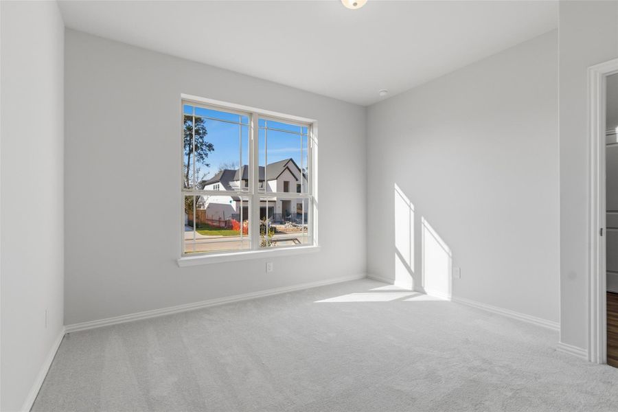Spacious, unfurnished interior of a new home in The Woodlands Hills, Willis (Image 29).
