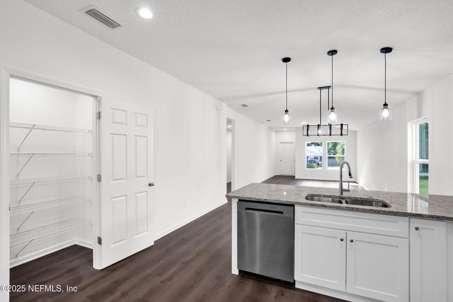 Furnished interior view inside a new home in , Palatka (Image 15).