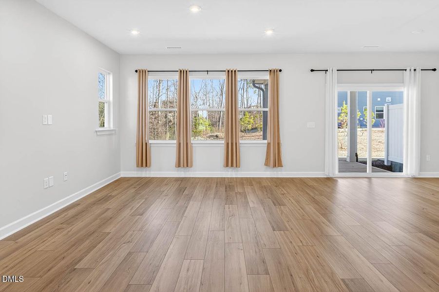 529 Brittany Ct interior-7 529 Brittany Ct interior-7