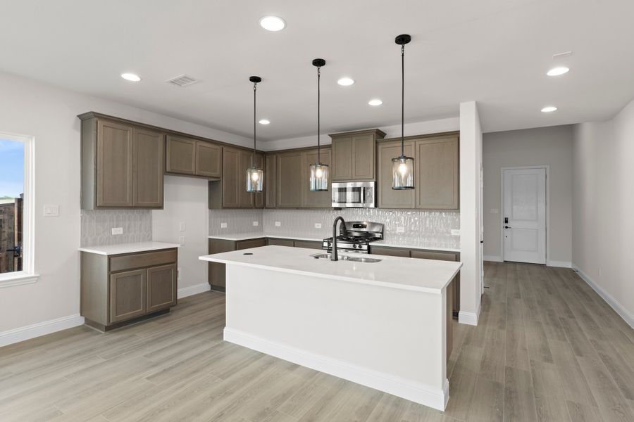 Representative furnished interior of a home built from the Honor by Rockwell Homes in Creekside, Royse City (Image 9).