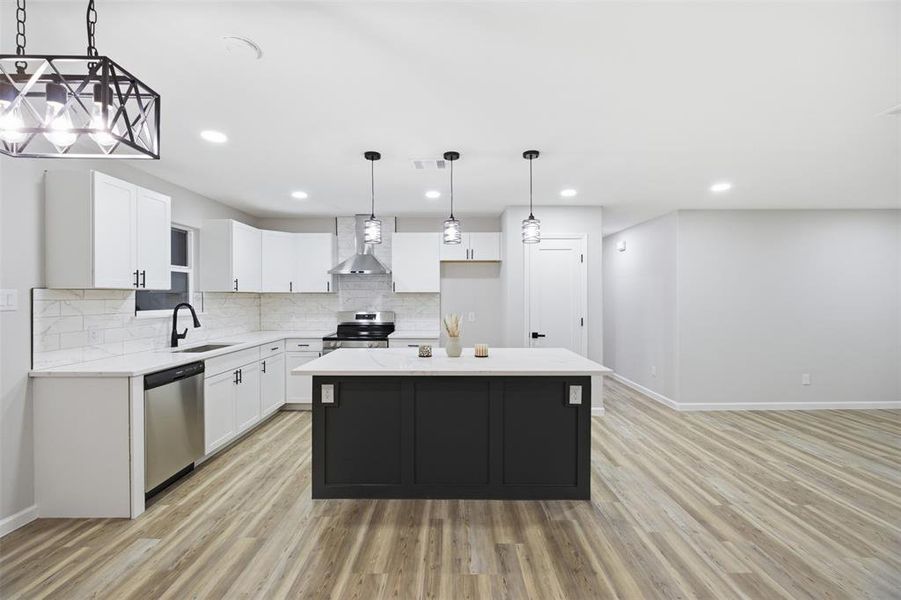 Furnished interior view inside a new home in , Hillsboro (Image 5).