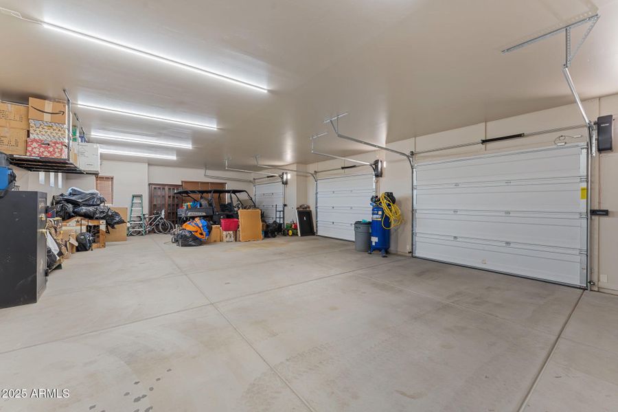 44-web-or-mls-DSC09321 44-web-or-mls-DSC09321