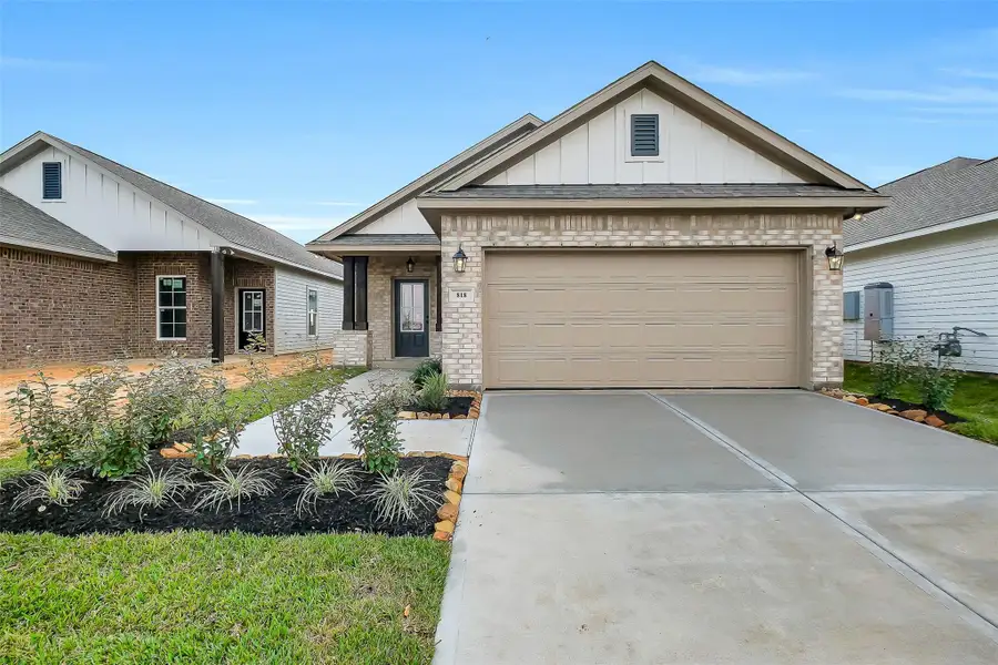 Front exterior of a new home in Aldeana, Bonney, TX, highlighting curb appeal (Image 2).