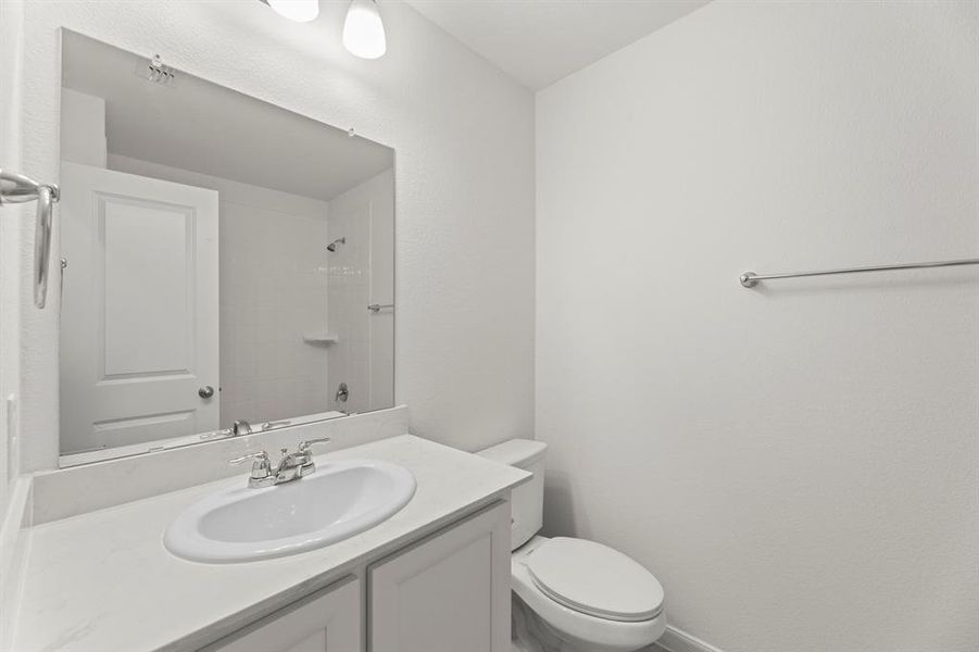 19_1103 Angus Ln Royse City - Bathroom 3