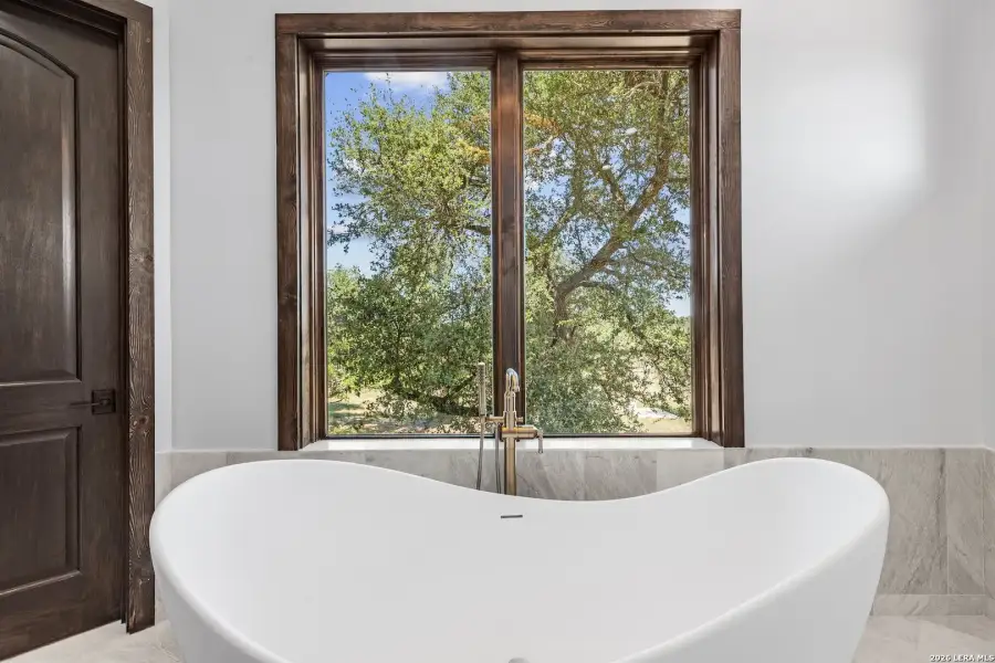 Close-up of interior finishes inside a home in , Fredericksburg (Image 17).