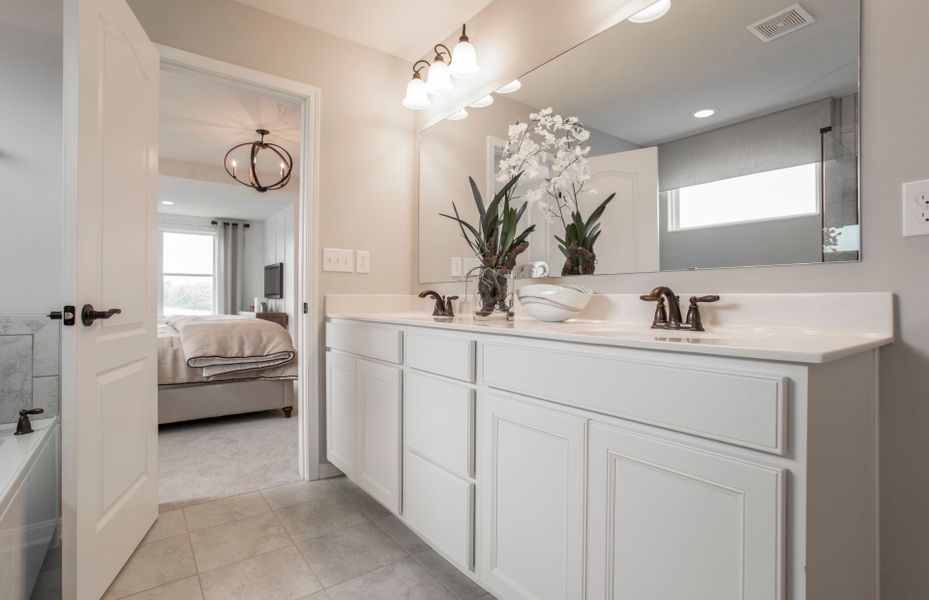 Mercer Owner's Bath Pulte Home Builders Nashville