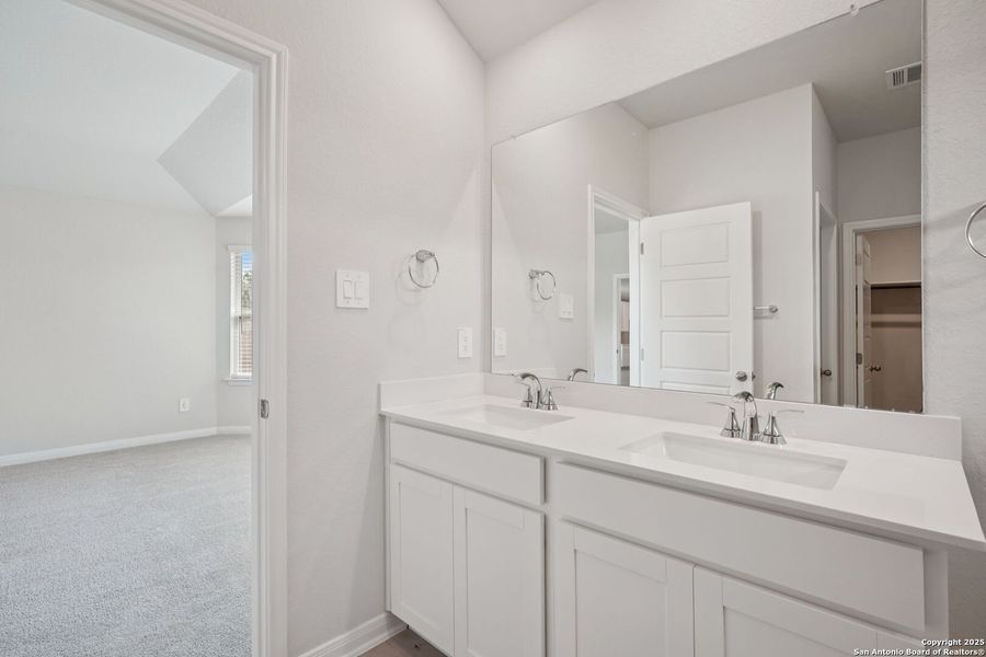 Furnished interior view inside a new home in Royal Crest, San Antonio (Image 15). Furnished interior view inside a new home in Royal Crest, San Antonio (Image 15).