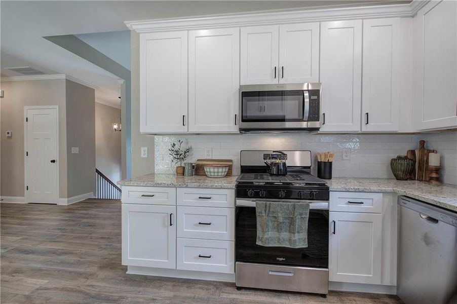 Furnished interior view inside a new home in , Rockmart (Image 10).