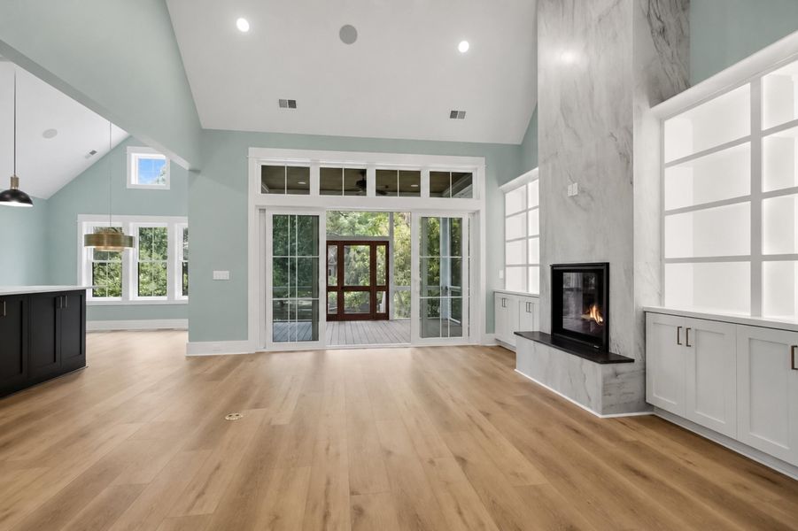 Spacious, unfurnished interior of a new home in , Hollywood (Image 57). Spacious, unfurnished interior of a new home in , Hollywood (Image 57).