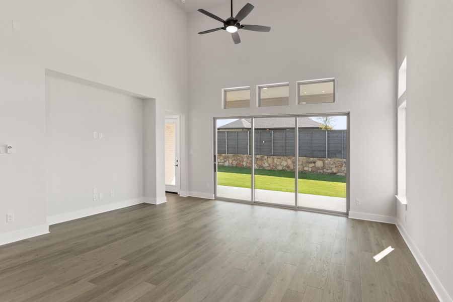 Spacious, unfurnished interior of a new home in Discovery Collection at Union Park, Little Elm (Image 16).