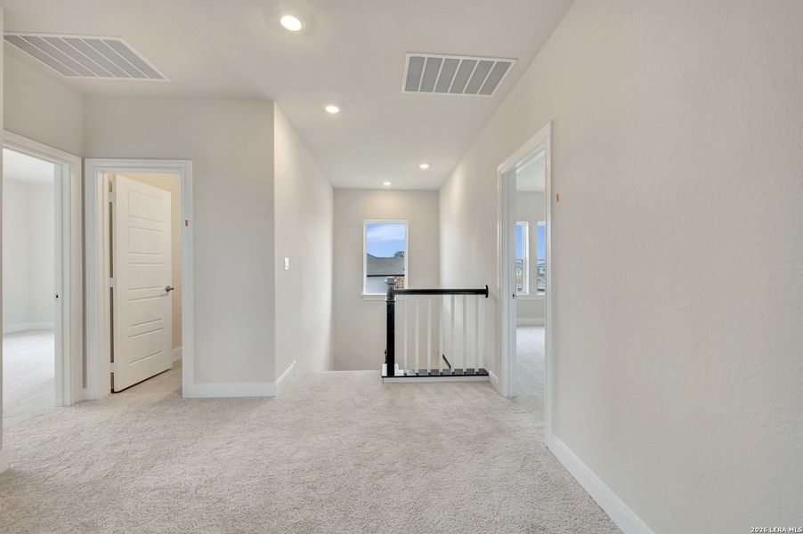 Spacious, unfurnished interior of a new home in The Crossvine 45’, Schertz (Image 41).