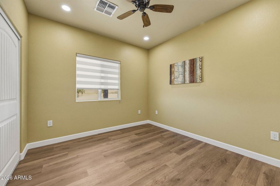 41-web-or-mls-210 N Pettoshas Dr-40