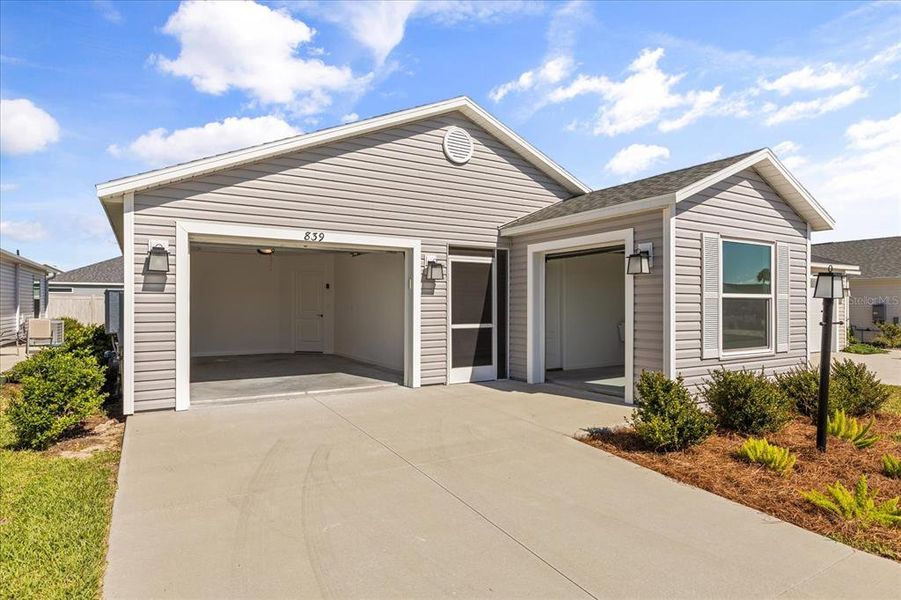 Exterior details and patio area of a home in , The Villages (Image 24).