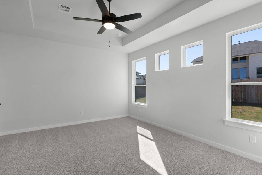 Spacious, unfurnished interior of a new home in Nolina, Georgetown (Image 12).