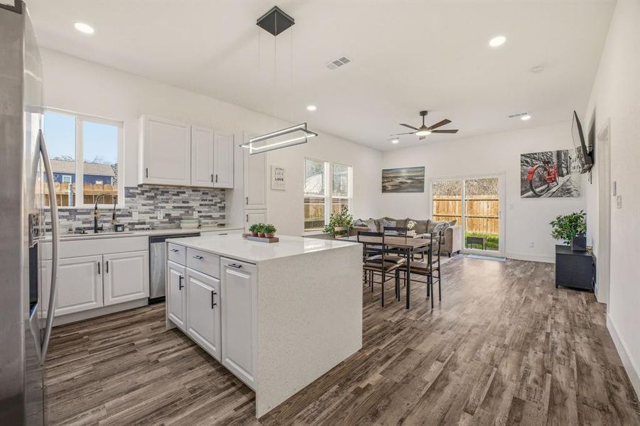 Furnished interior view inside a new home in , Granbury (Image 6).