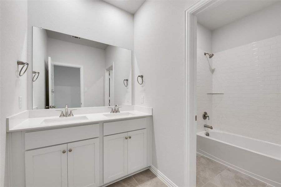 Furnished interior view inside a new home in Creekside of Crowley, Crowley (Image 6). Furnished interior view inside a new home in Creekside of Crowley, Crowley (Image 6).