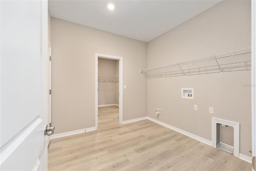 Spacious, unfurnished interior of a new home in , Ocala (Image 35).