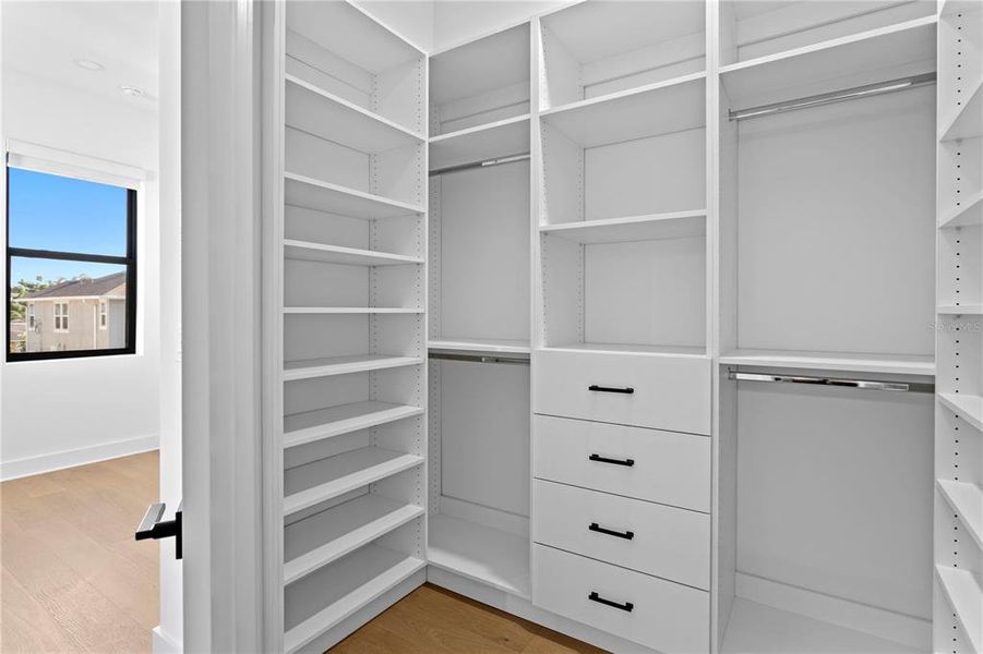 Image 79 of a home in .