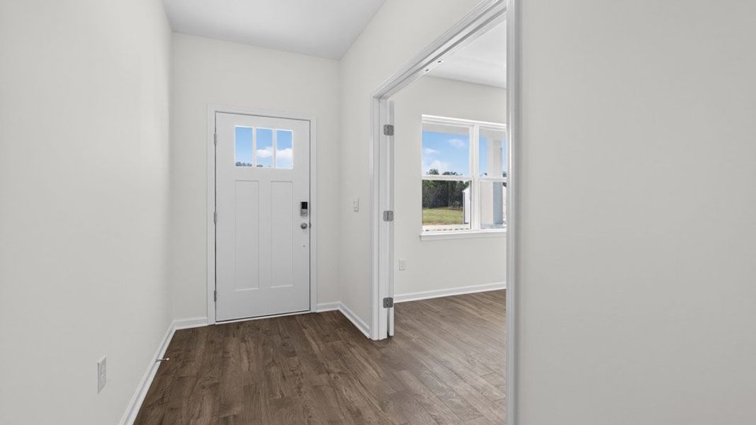 Spacious, unfurnished interior of a new home in Baker Farm, Youngsville (Image 10).