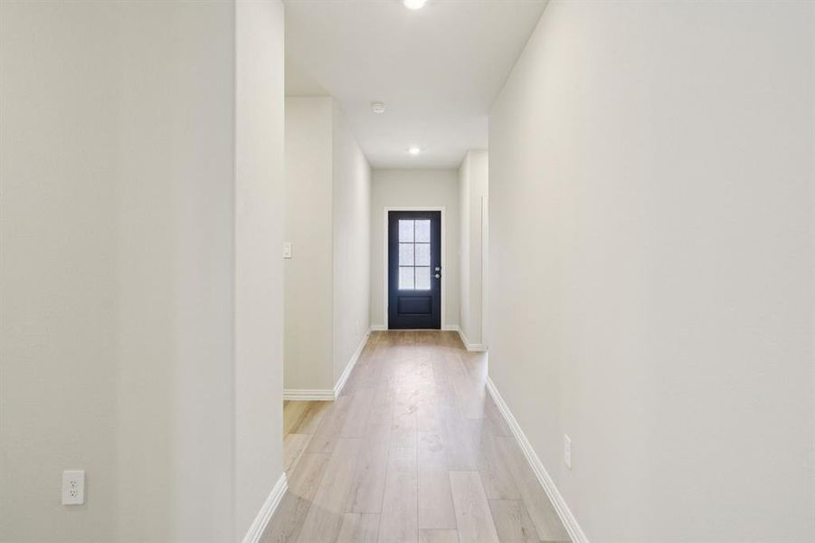 Spacious, unfurnished interior of a new home in Parks at Foster Crossing - Premier Series, Anna (Image 20). Spacious, unfurnished interior of a new home in Parks at Foster Crossing - Premier Series, Anna (Image 20).