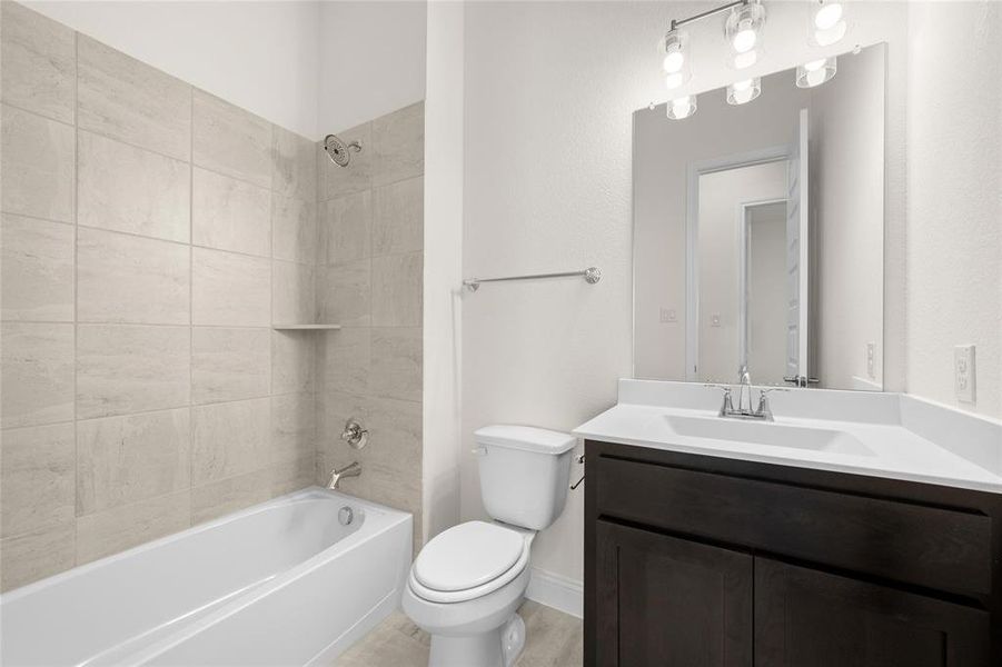 2332 High Plain Bathroom2