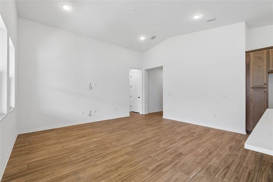 Spacious, unfurnished interior of a new home in Isles at Bayview, Parrish (Image 21). Spacious, unfurnished interior of a new home in Isles at Bayview, Parrish (Image 21).
