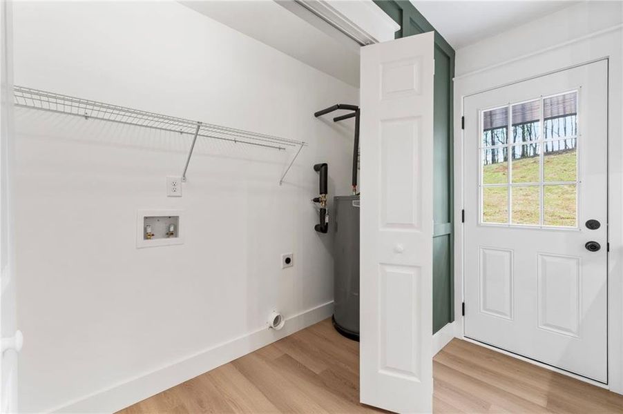 Spacious, unfurnished interior of a new home in , Cartersville (Image 44).