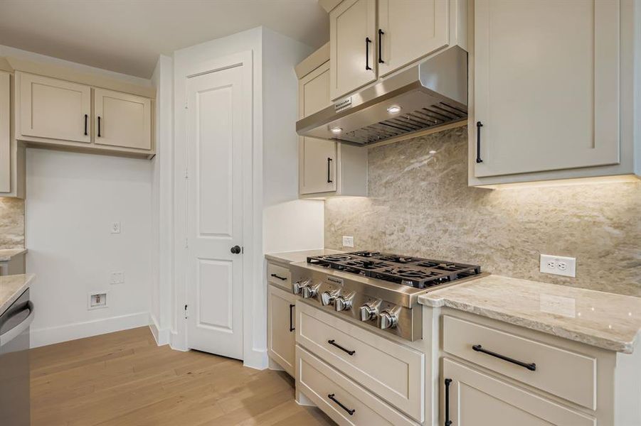 Furnished interior view inside a new home in Mosaic 40s, Celina (Image 13).