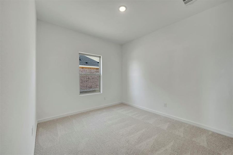 Spacious, unfurnished interior of a new home in Rolling Ridge, Van Alstyne (Image 28). Spacious, unfurnished interior of a new home in Rolling Ridge, Van Alstyne (Image 28).