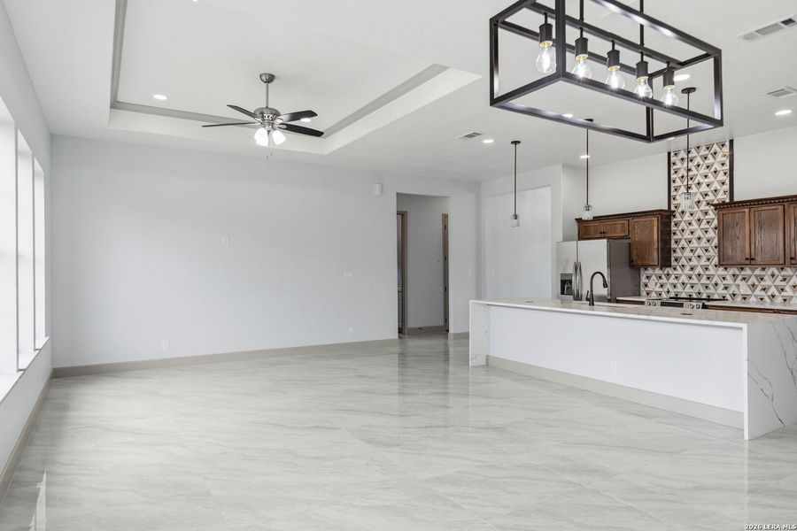 Spacious, unfurnished interior of a new home in , Selma (Image 41).